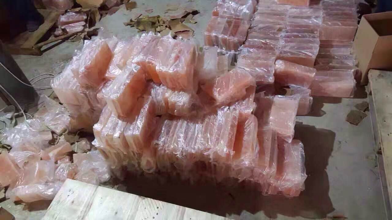 汗蒸房鹽磚（zhuān）壓塊